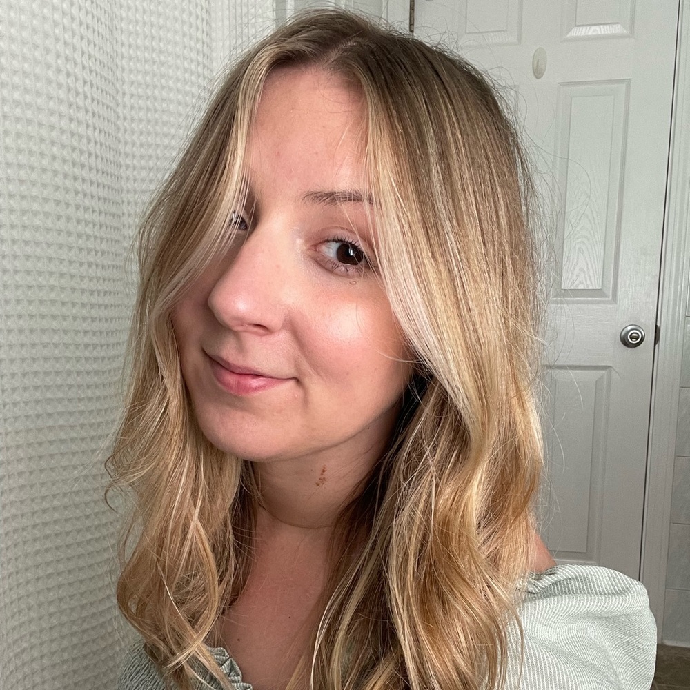 Meet your Posher, Kimberly